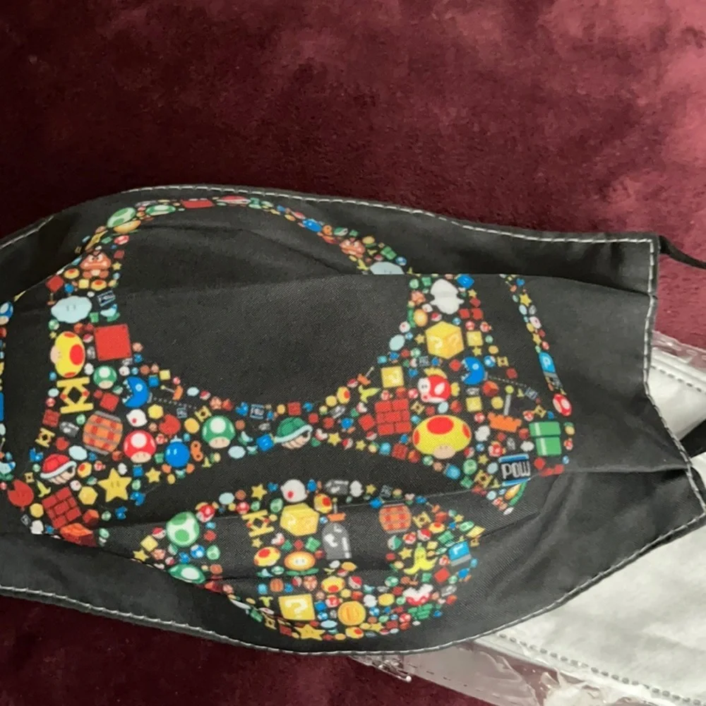 New Nintendo face mask